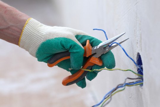 Goede elektricien gezocht Bilzen, Limburg